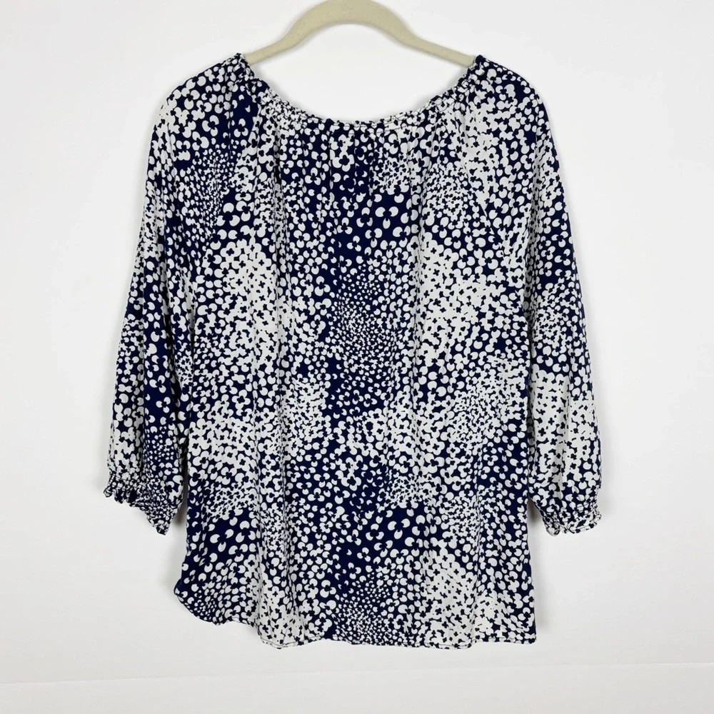 Talbots Abstract Clover Blouse Navy White Size Large - Picture 3 of 8